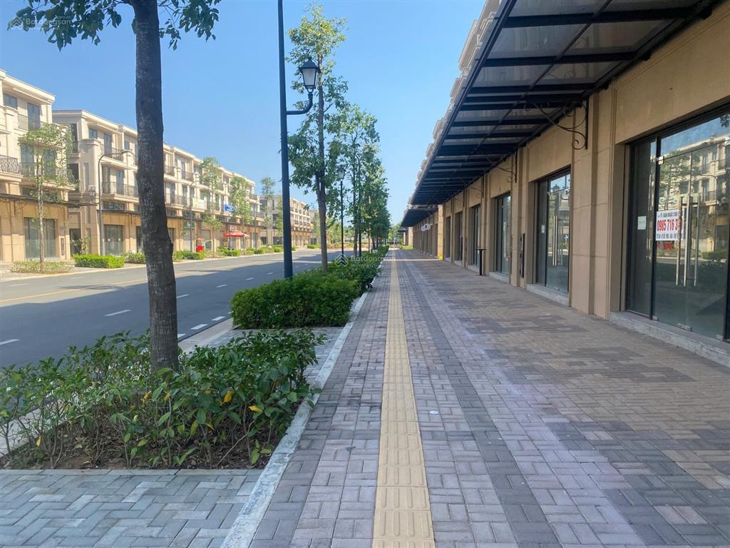 Shophouse tân cổ điển 6x17m view kênh đào giá chỉ 6,5 tỷ  kđt waterpoint long an   0906 499 ***