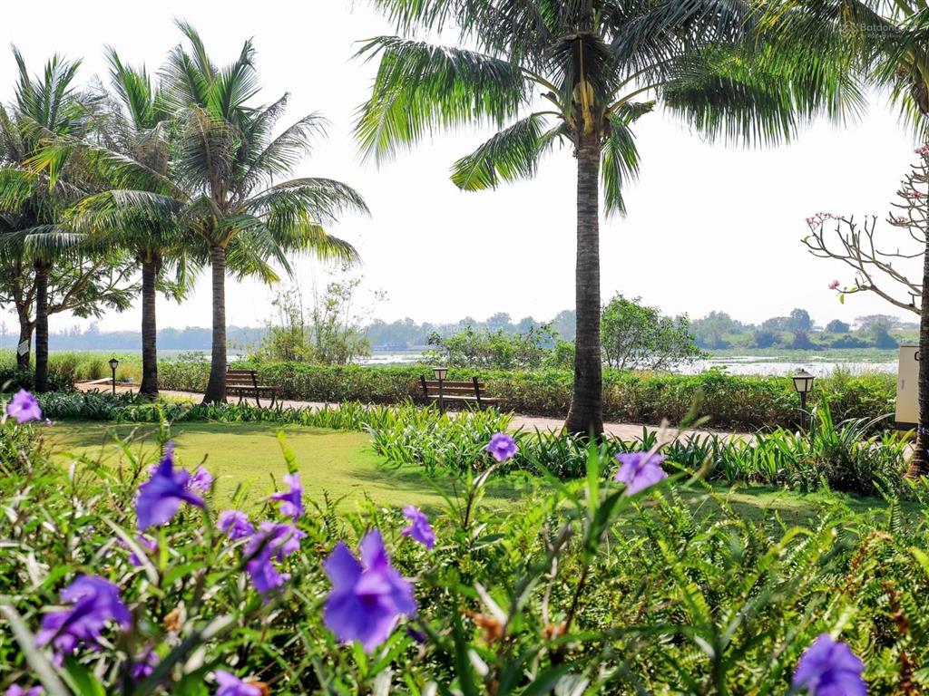 Bán nhà phố 1 trệt 2 lầu waterpoint đường chính 16m, hướng mát giá 4.9 tỷ.  0906 499 ***