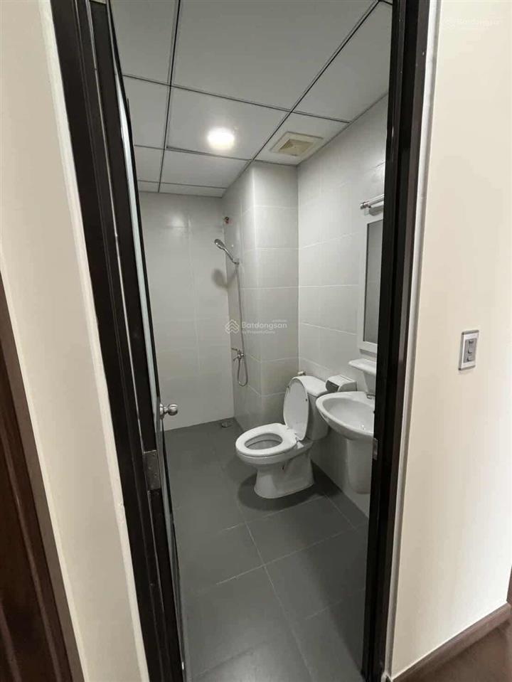 Bán căn hộ ehome 2pn 2wc 63m2 tầng trung, giá chỉ 1,55 tỷ sổ hồng sở hữu lâu dài.  0906 499 ***