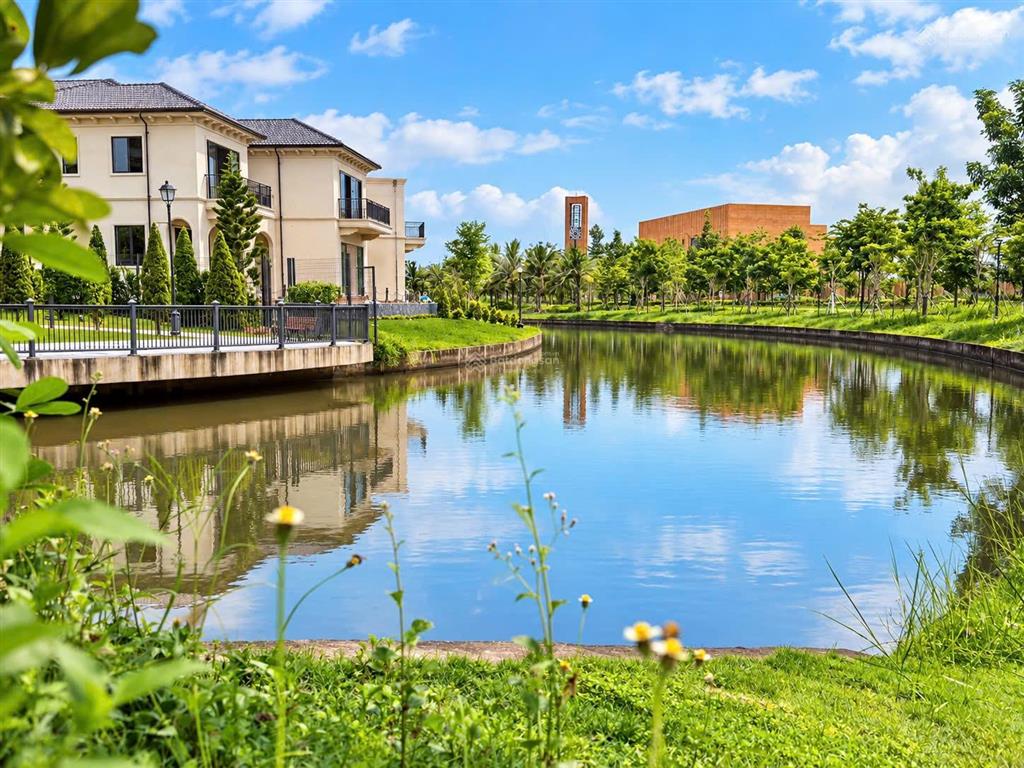 Chính thức mở bán waterpoint giá gốc cđt  thanh toán 3 năm, hỗ trợ 0% ls, tặng 3 năm phí quản lý