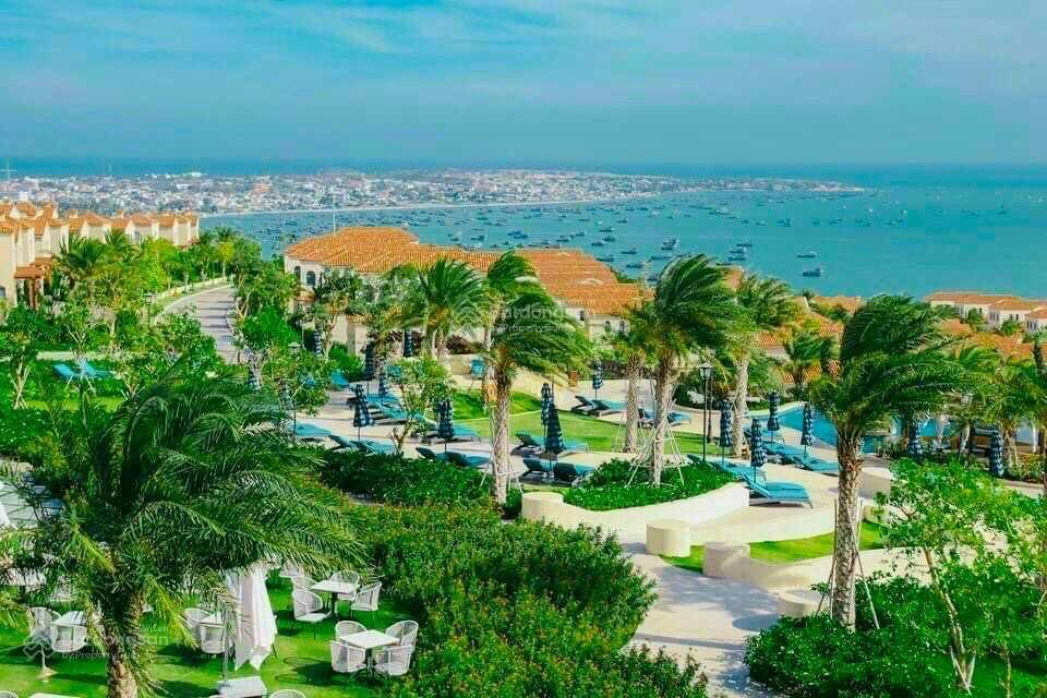 Cần bán cắt lỗ căn biệt thự biển centara mũi né, ocean view