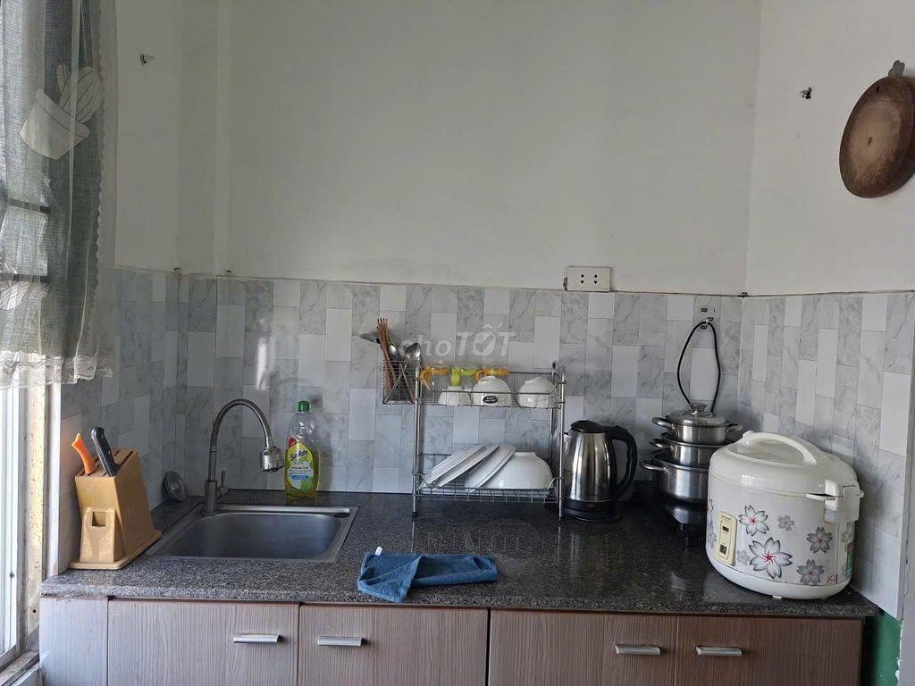 HOT ! Còn 1 Căn hộ mới đẹp giá rẻ ngay số 8 Bà Huyện Thanh Quan