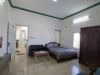 HOT ! Còn 1 Căn hộ mới đẹp giá rẻ ngay số 8 Bà Huyện Thanh Quan