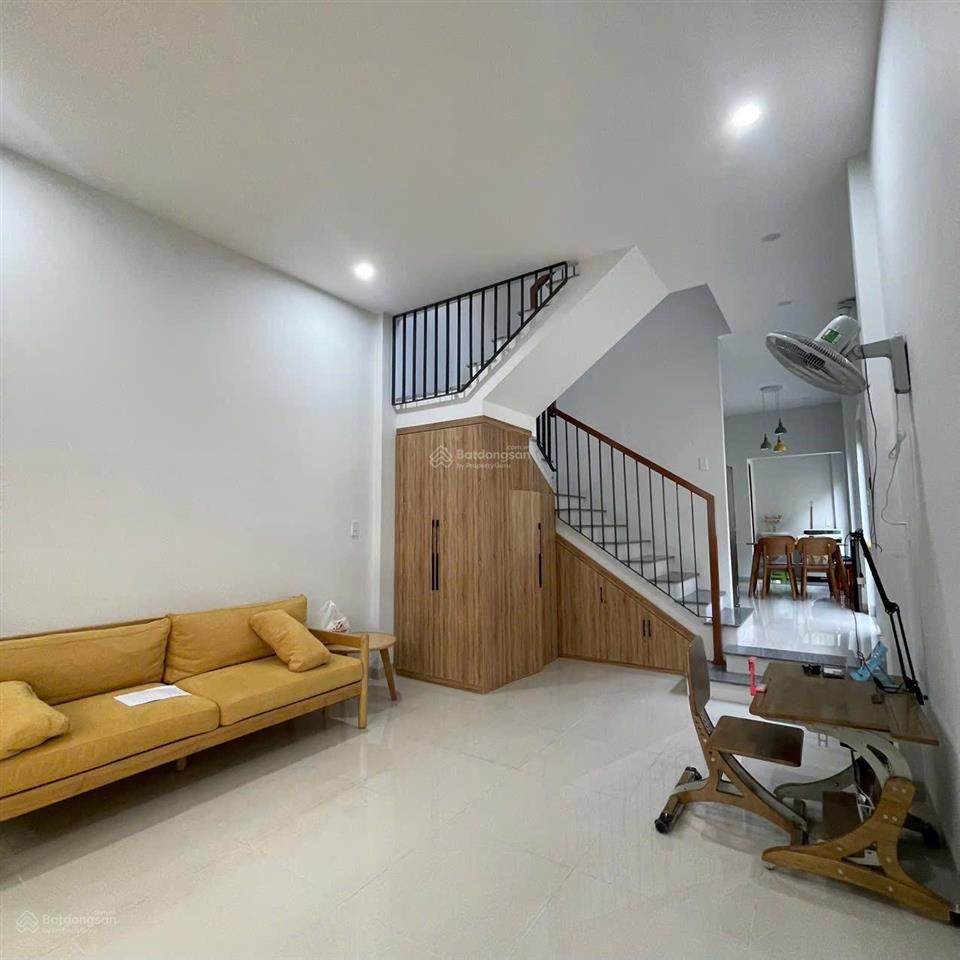Bán nhà 3 tầng đường bình thái 3, dt 132m2 có sân vườn chill chill, gọi tuyết
