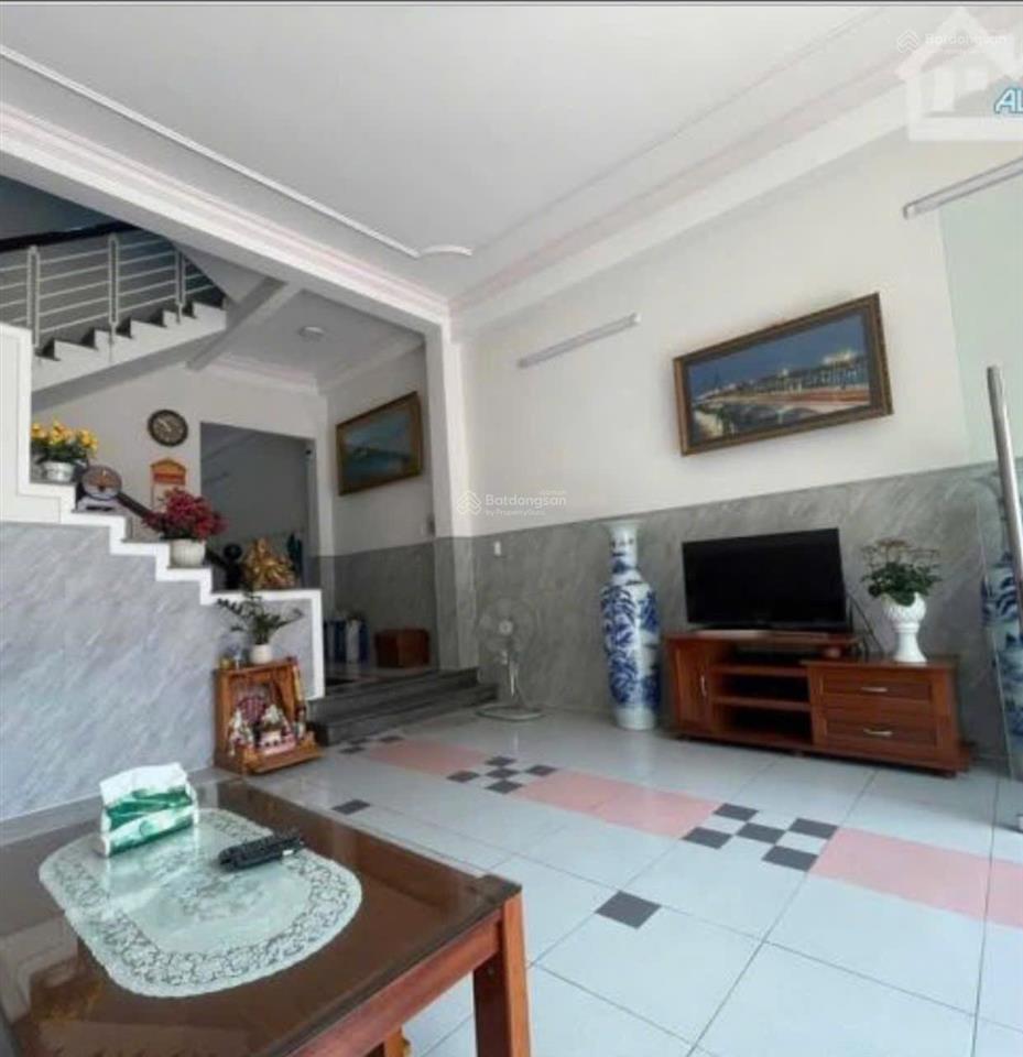 Bán nhà 3 tầng đường 7m5 lý nhân tông gần bv vinmec , gọi tuyết
