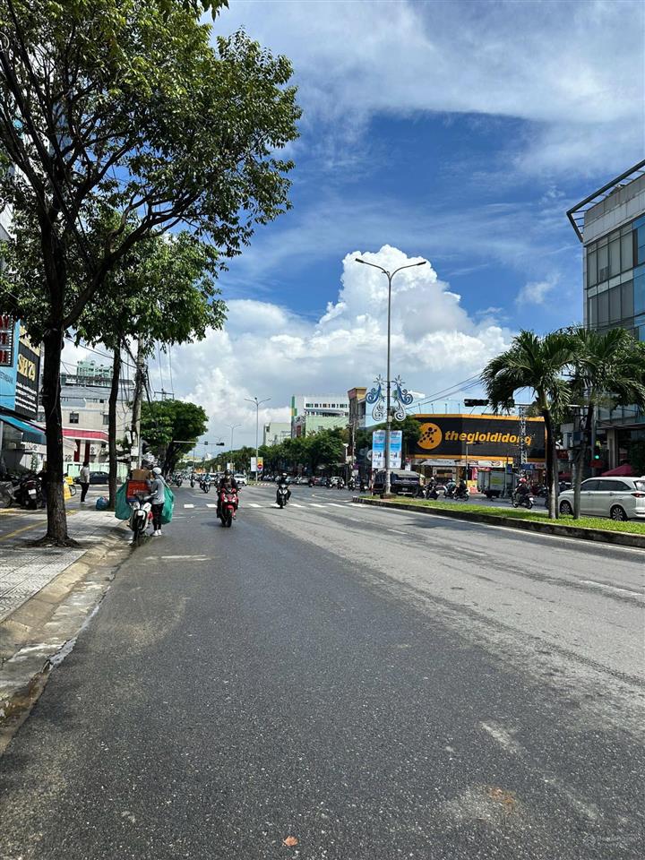 Bán cặp đất đường nguyễn hữu thọ 250m² gần phan đăng lưu  dòng tiền 45tr/th. gọi tuyết