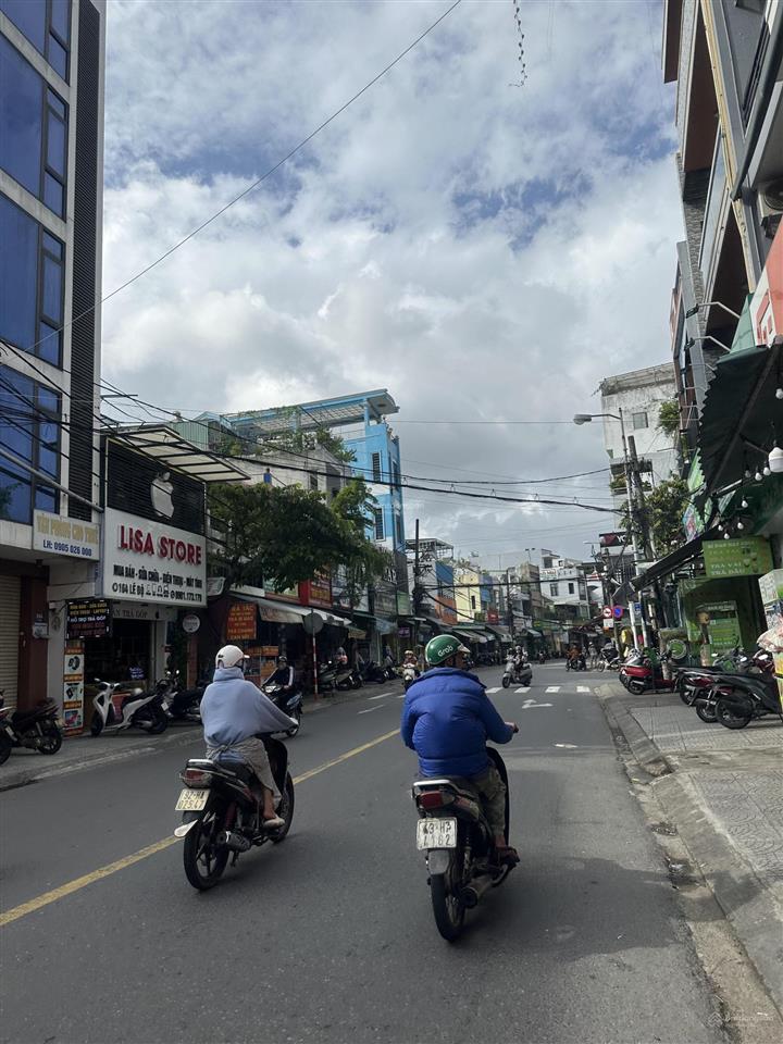Góc 2mt ông ích khiêm sẵn nhà c4 đang kinh doanh sầm uất, gần nguyễn văn linh  cầu rồng đà nẵng