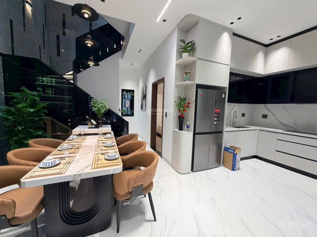 Nhà đẹp luxury 3 tầng mt 5m5 xô viết nghệ tĩnh gần đh kiến trúc, gọi tuyết
