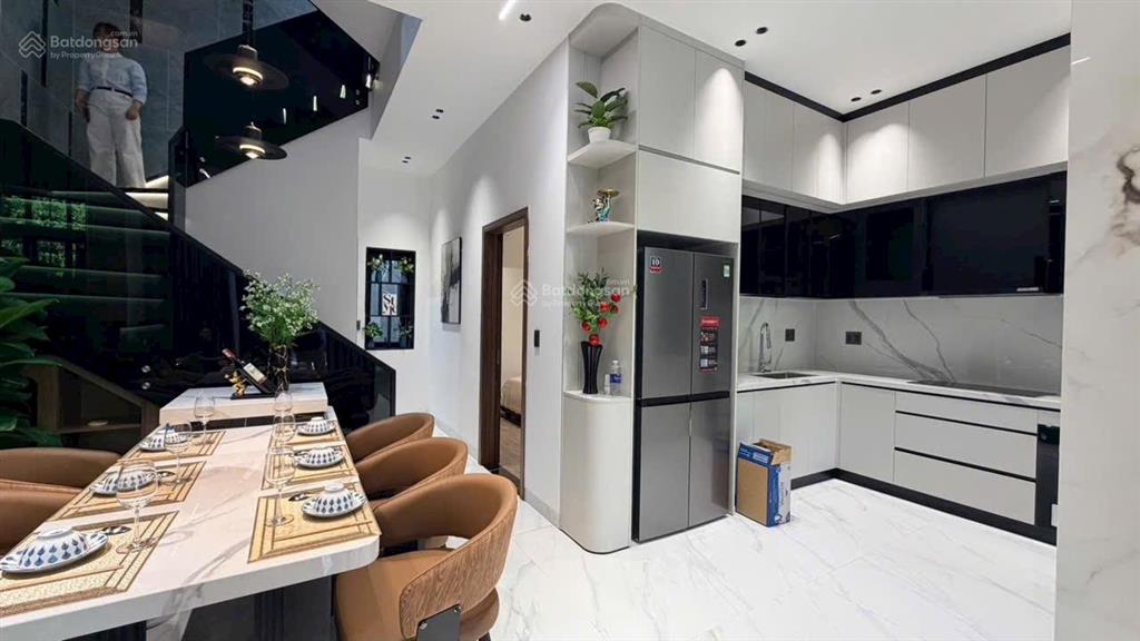 Nhà đẹp luxury 3 tầng mt 5m5 xô viết nghệ tĩnh gần đh kiến trúc, gọi tuyết