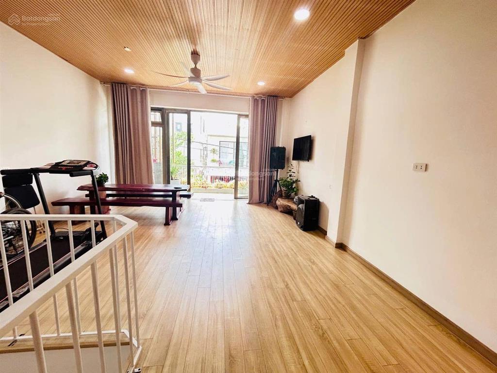 Nhà 2 tầng full nội thất hiện đại đường mỹ đa tây 10  nam việt á. gọi tuyết