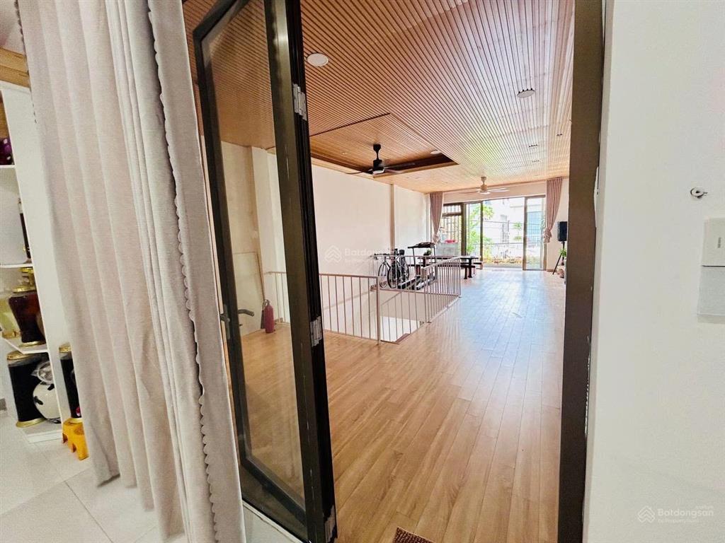 Nhà 2 tầng full nội thất hiện đại đường mỹ đa tây 10  nam việt á. gọi tuyết