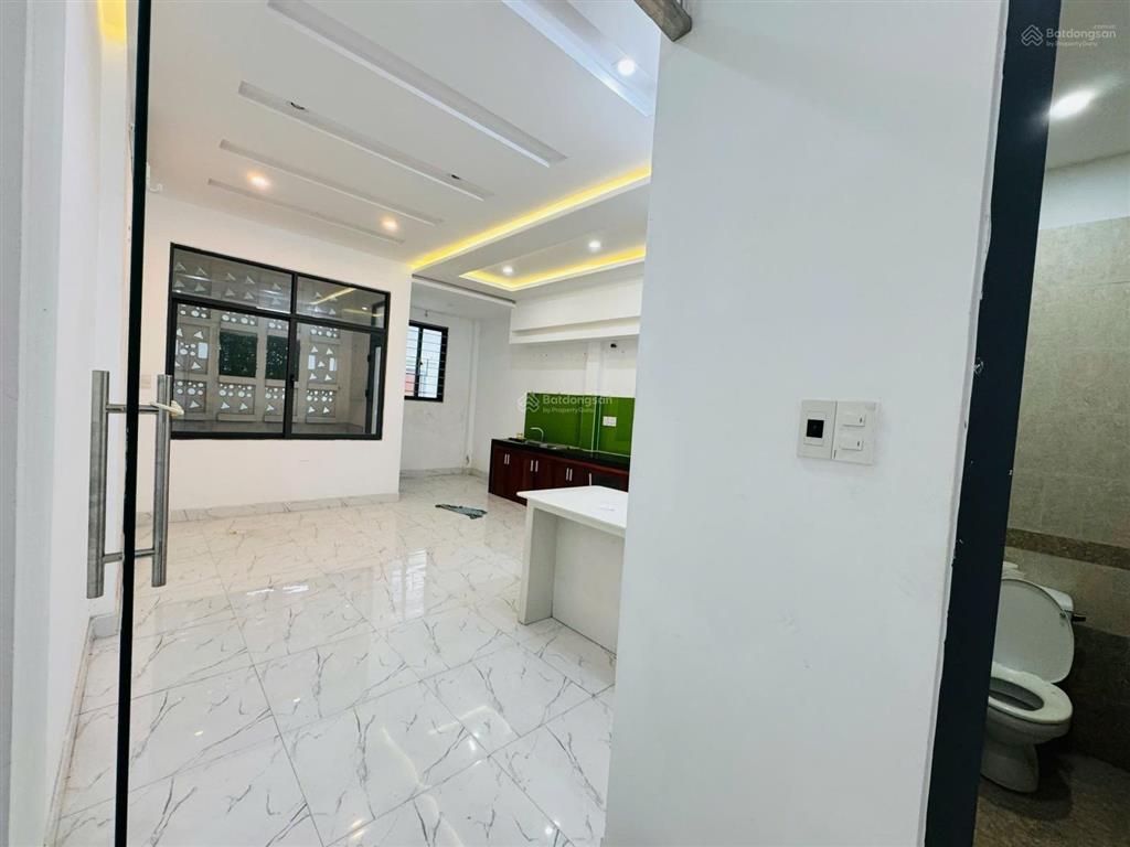 Nhà 4 tầng mt dương bá trạc, hoà cường, có sẵn dòng tiền 18tr/th.  tuyết