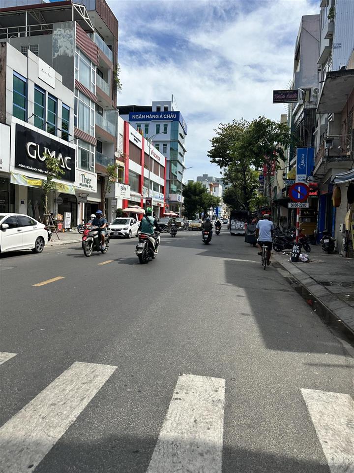 Bán nhà đường trưng nữ vương gần ngã 4 hoàng diệu kinh doanh sầm uất. gọi tuyết