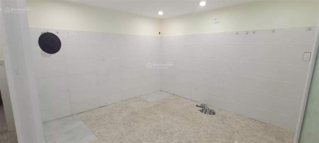 Bán nhà đường huỳnh mẫn đạt gần chợ nguyễn tri phương, gọi tuyết