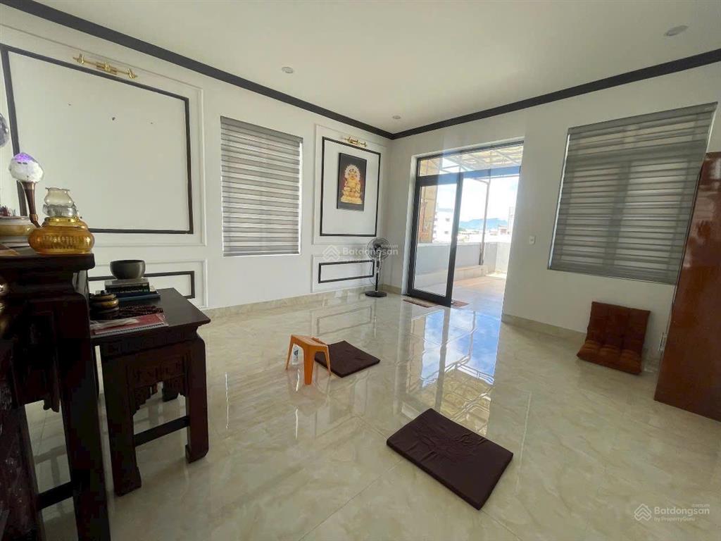Nhà 3 tầng đường hồ tông thốc gần chợ nguyễn tri phương  hòa cường, gọi tuyết