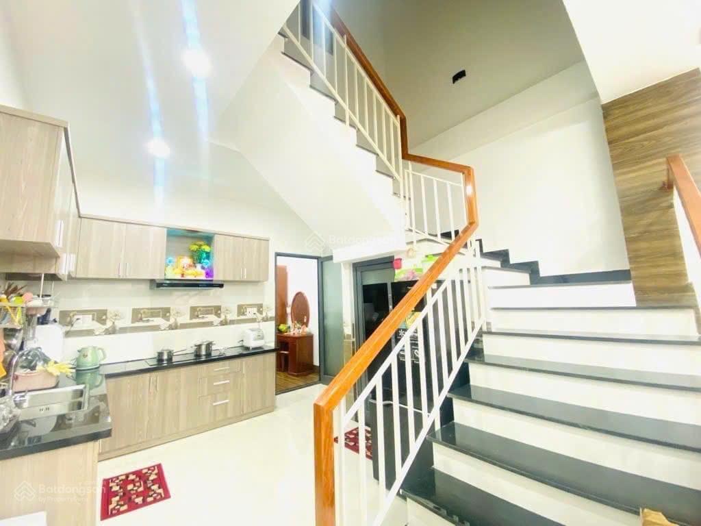 Nhà 2 tầng mt 5m5 hòa cường, khu dân trí cao 7 tỷ ***