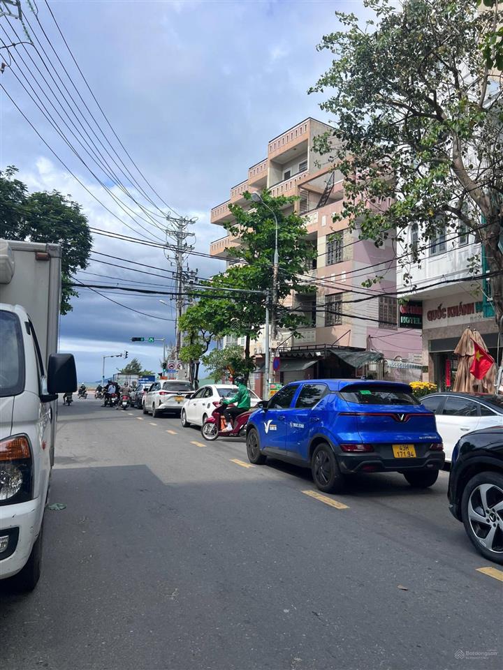 Giảm sâu nhà 4 tầng mt tôn thất đạm sát biển nguyễn tất thành, gọi tuyết