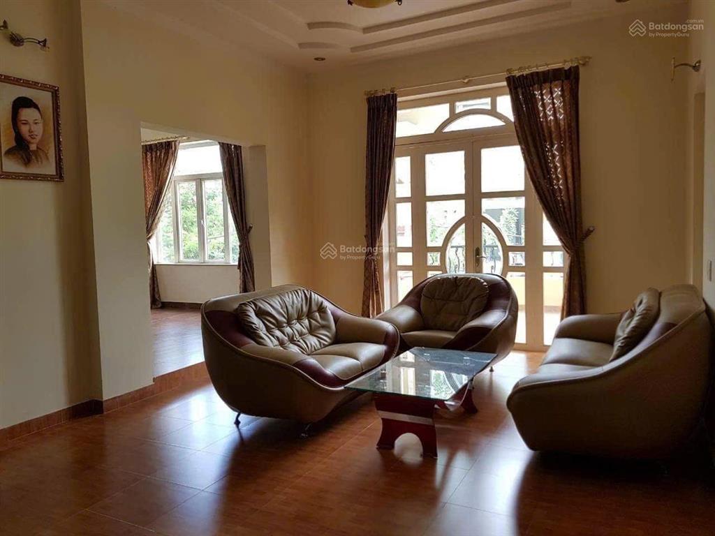 Cần bán nhanh nhà bt 2 tầng mt trần đình long, 600m2, gọi tuyết