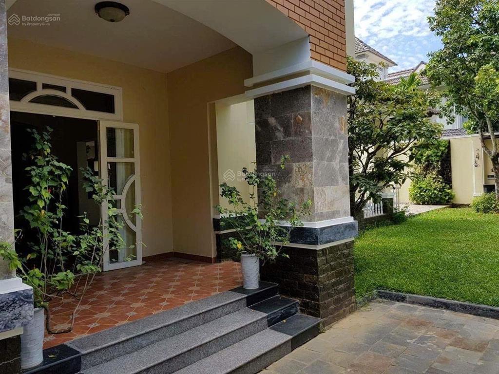 Cần bán nhanh nhà bt 2 tầng mt trần đình long, 600m2, gọi tuyết