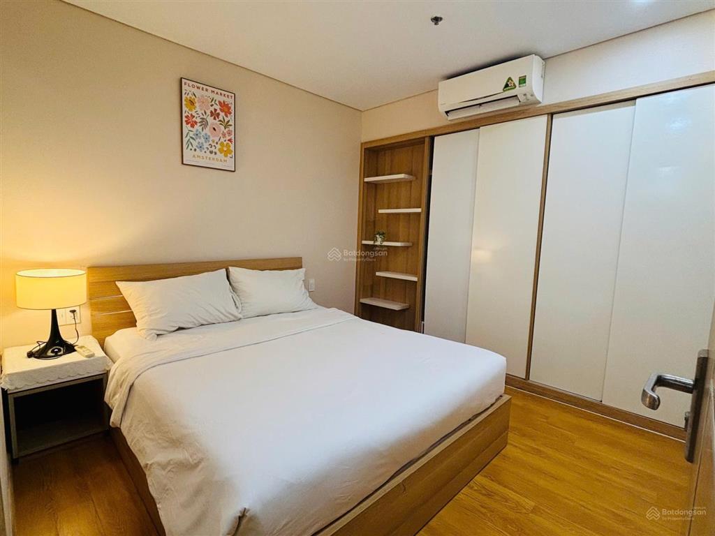 (chính chủ) cần nhượng lại căn hộ 2pn mới, view góc biển đẹp, giá 5 tỷ 800 triệu, giá thuê cao