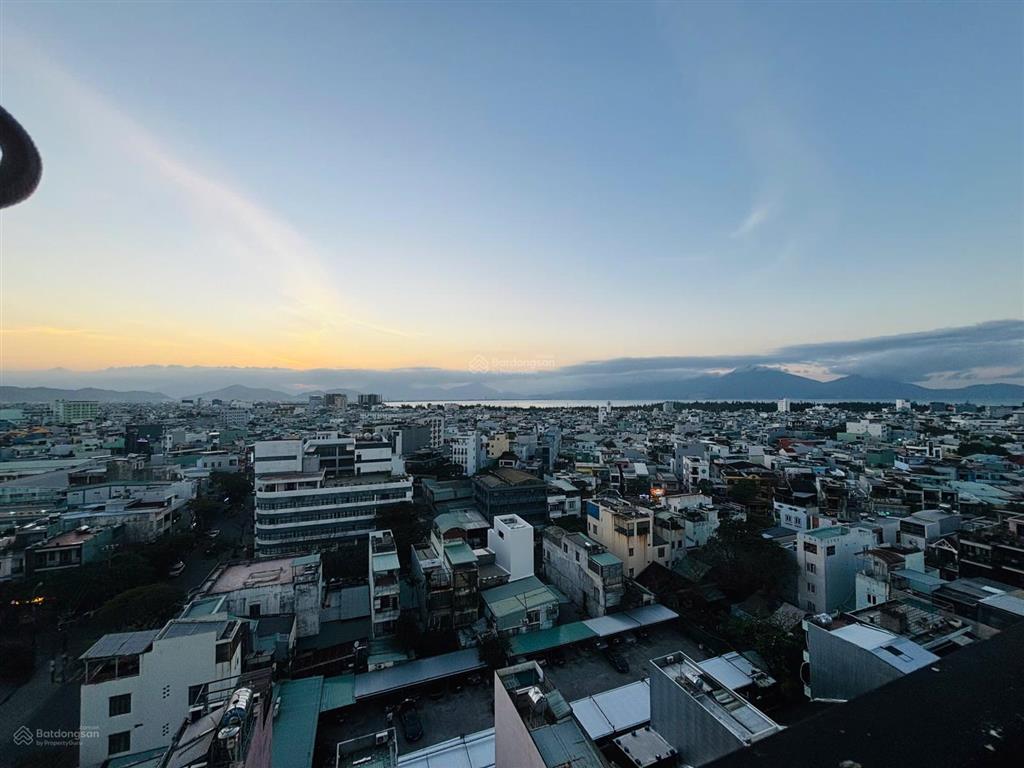 (chính chủ) cần nhượng lại căn hộ 2pn mới, view góc biển đẹp, giá 5 tỷ 800 triệu, giá thuê cao