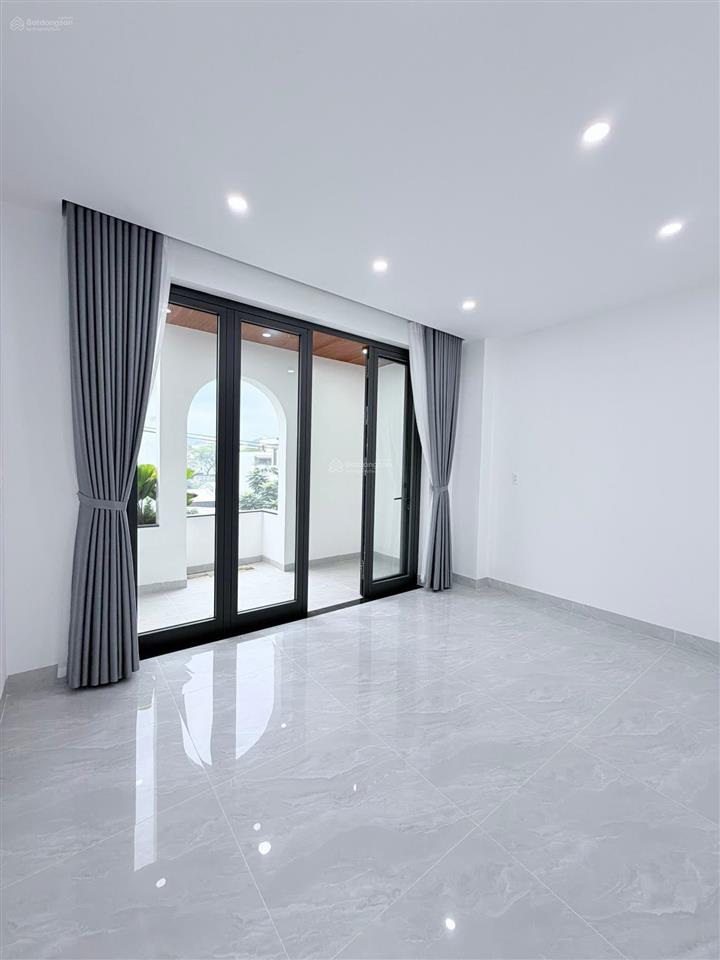 Bán nhà mặt tiền sát biển đường nguyễn thuý, đà nẵng