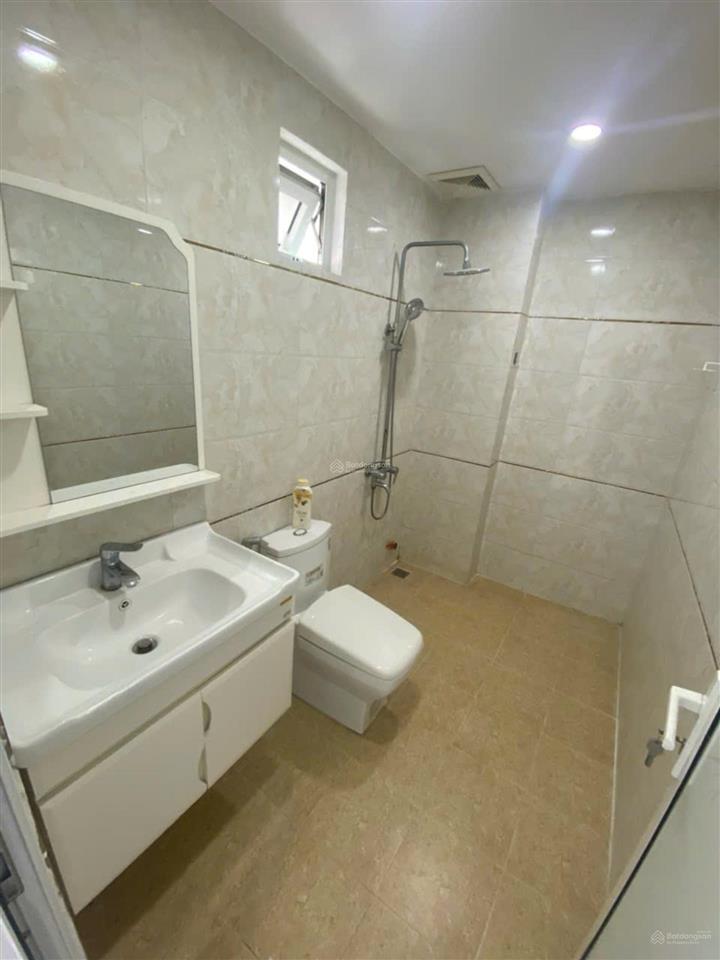 Cho thuê nhà 3 tầng mặt tiền nguyễn hữu thọ, đối diện bệnh viện quân y  hải châu  đà nẵng