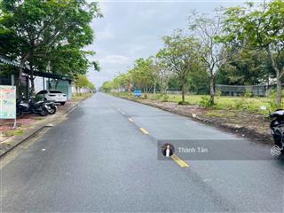 Biệt thự 270m2 mặt tiền lên đến 12m, gần đại học y phan châu trinh, giá tốt