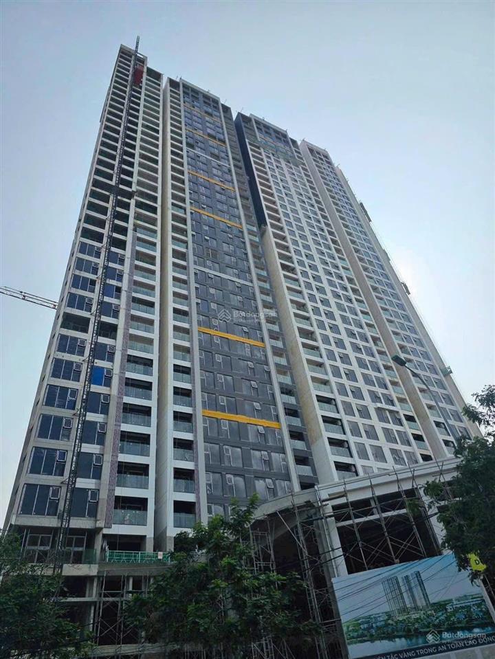 Căn hiếm 2 phòng ngủ masteri đà nẵng, view pháo hoa + sông hàn, giá tốt 6 tỷ