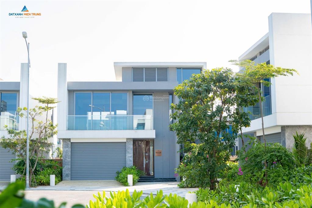 Bán gấp villa ven biển regal victoria đà nẵng dt 380m² giá chỉ 17,8 tỷ  sổ hồng lâu dài