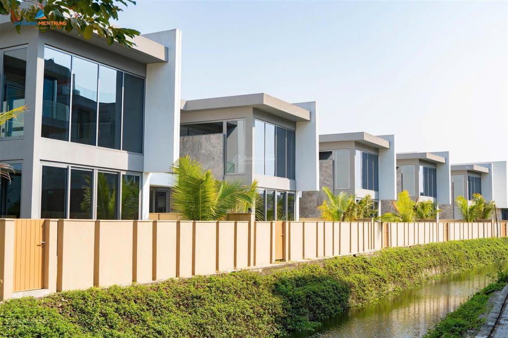 Bán gấp villa ven biển regal victoria đà nẵng dt 380m² giá chỉ 17,8 tỷ  sổ hồng lâu dài