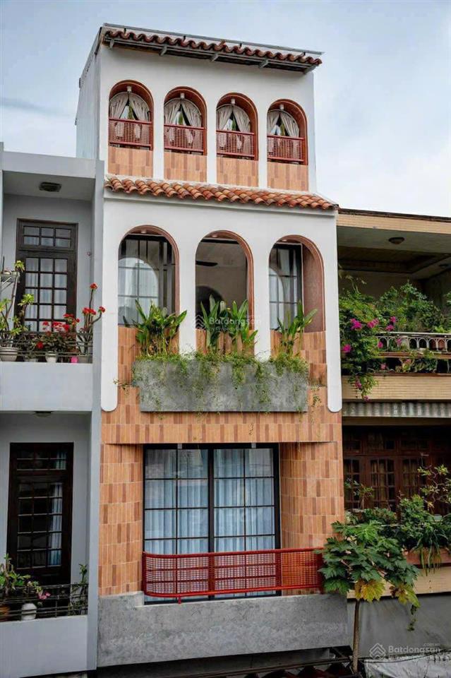 Bán homestay 4 tầng mặt tiền đỗ quang thanh khê, đà nẵng dòng tiền 100 triệu/tháng giá 13,5 tỷ