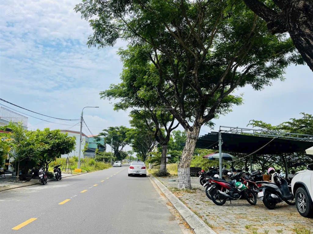 Bán lô đất mặt tiền võ duy dương view hồ bàu tràm, diện tích 122.5m2, giá 5,5 tỷ