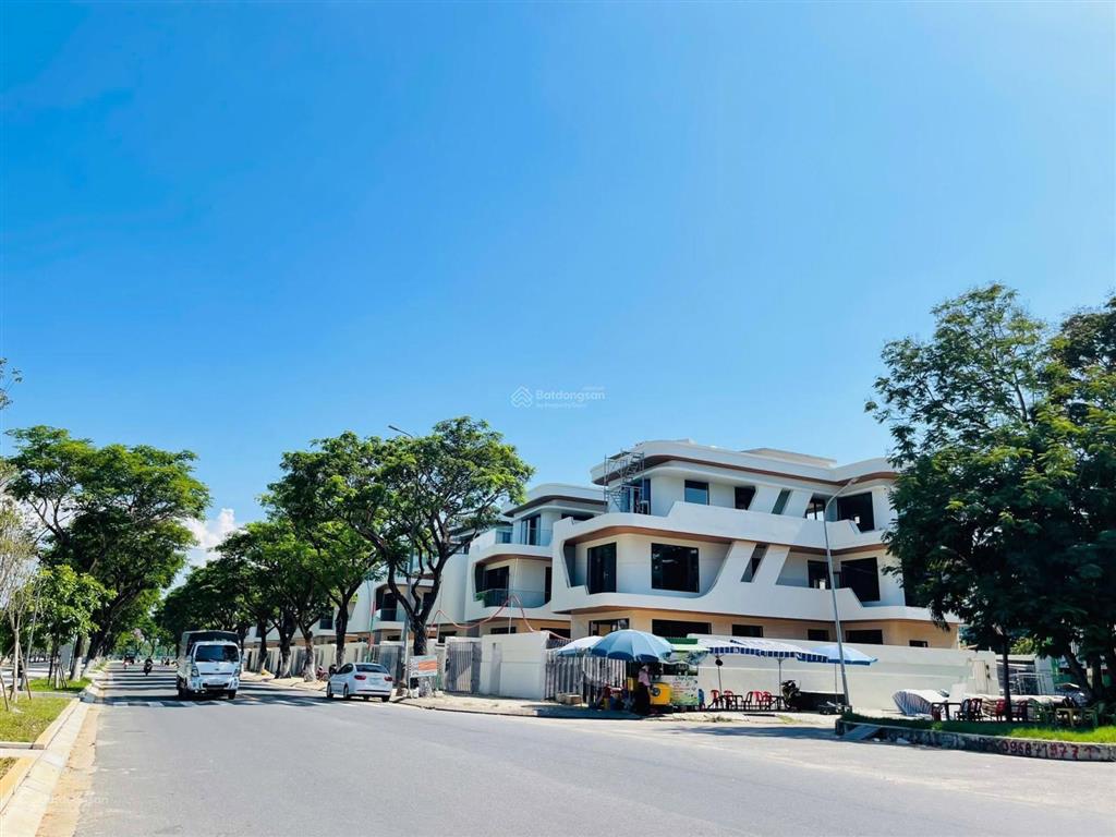 Bán shophouse elysia tuyên sơn dt 99m², 4 tầng + tum, đường 7,5m giá 13,9 tỷ