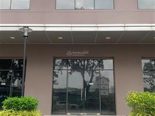 Bán shophouse sunrise riverside 108m2, giá 16 tỷ, tặng gói cam kết thuê 48 tháng, mặt tiền đường d1