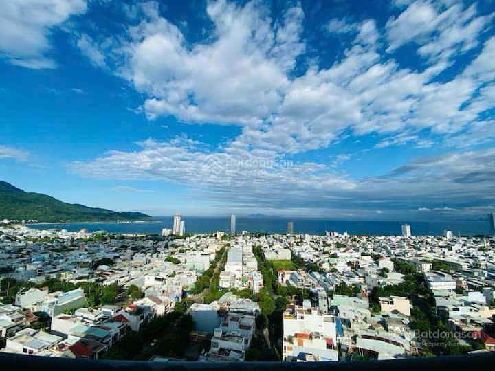 Cho thuê căn hộ 2 pn sơn trà oceanview  view biển vị trí trung tâm tp. đà nẵng
