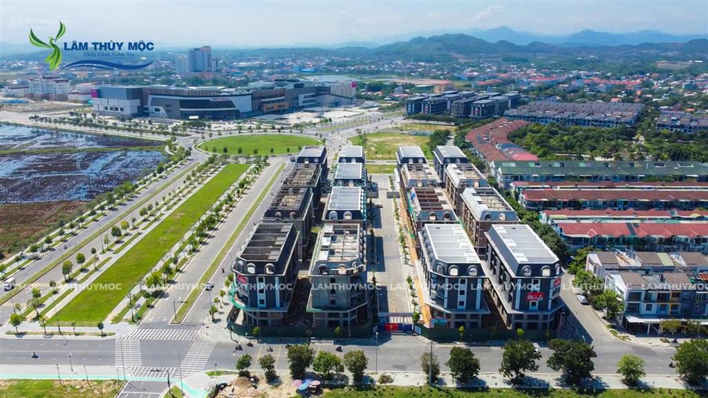Bán căn mặt tiền võ nguyên giáp gần hoàng quốc việt  đoạn ô tô điện tấn lộc  da shophouse an cựu