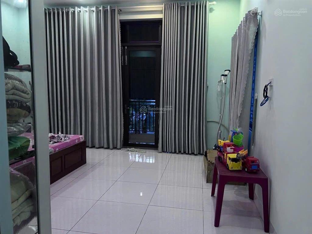 Nhà 3 tầng dương trí trạch, sát lê thước, nhà mới đẹp, có thể vận hành cho thuê lưu trú ngay