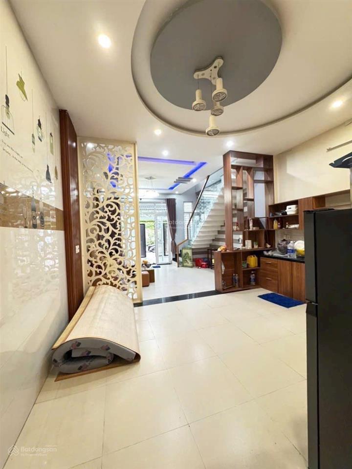 Bán nhà 2 tầng 2 mê đường 7.5m nguyễn sắc kim  nam ntp  hoà xuân