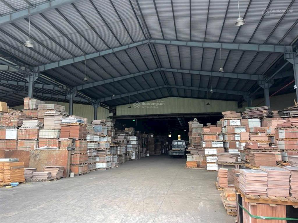 Cho thuê kho 2000m² đường quốc lộ 1a  hòa xuân