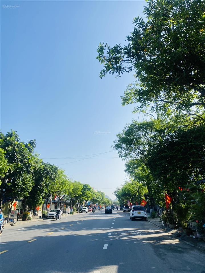 Bán lô mt đường 15m lề 5m mai đăng chơn đối diện mầm non ngôi sao xanh  vị trí kinh doanh sầm uất