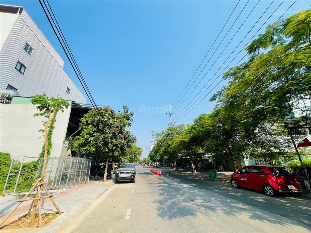 Chính chủ gửi bán lô đường 10.5m võ an ninh sát góc mẹ thứ  hoà xuân