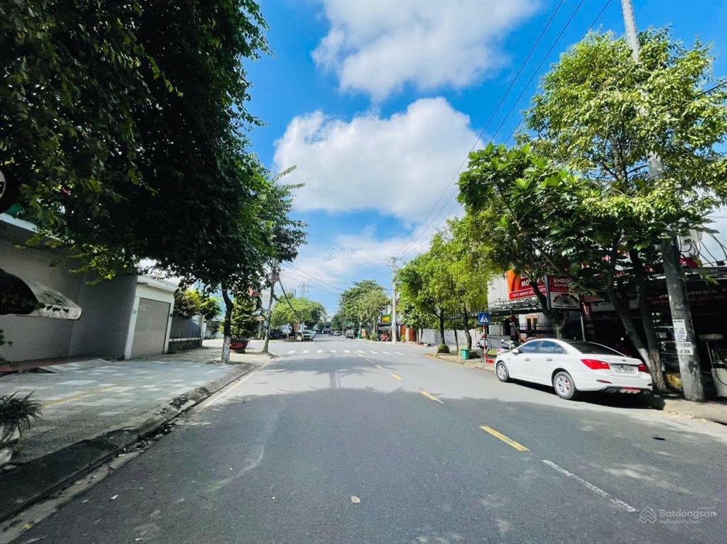 Bán lô đường 10,5m đinh châu  vị trí kinh doanh ngay chợ hoà cầm
