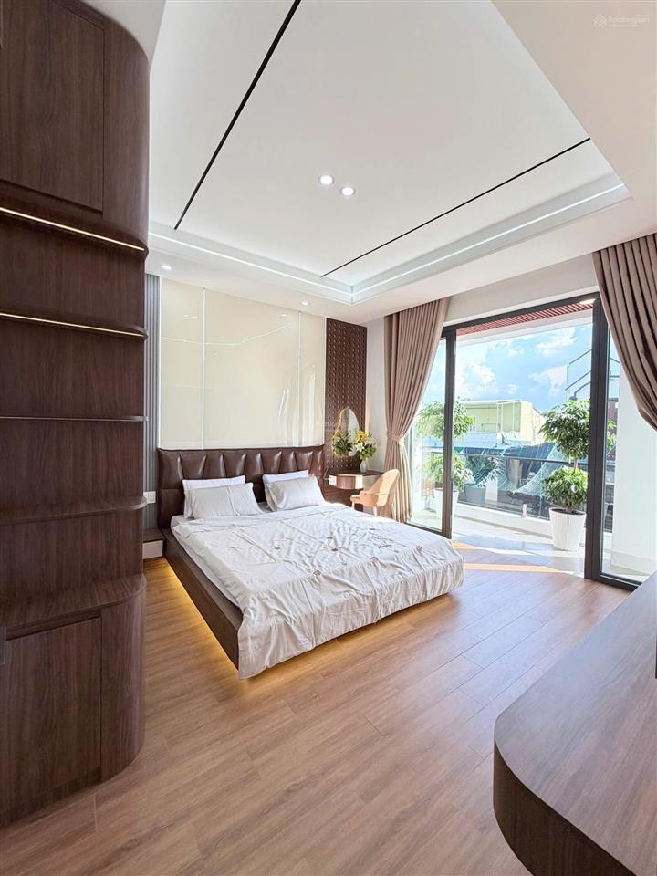 Bán villa 3 tầng chill chill hòa xuân full nội thất