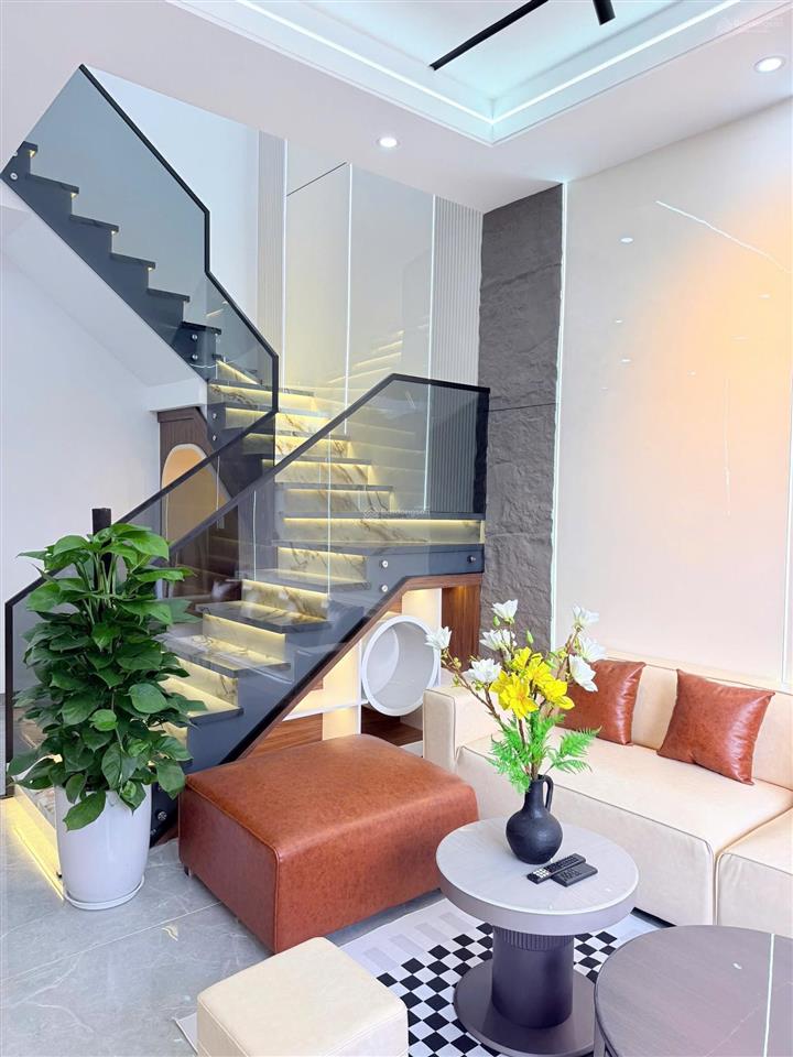 Bán villa 3 tầng chill chill hòa xuân full nội thất