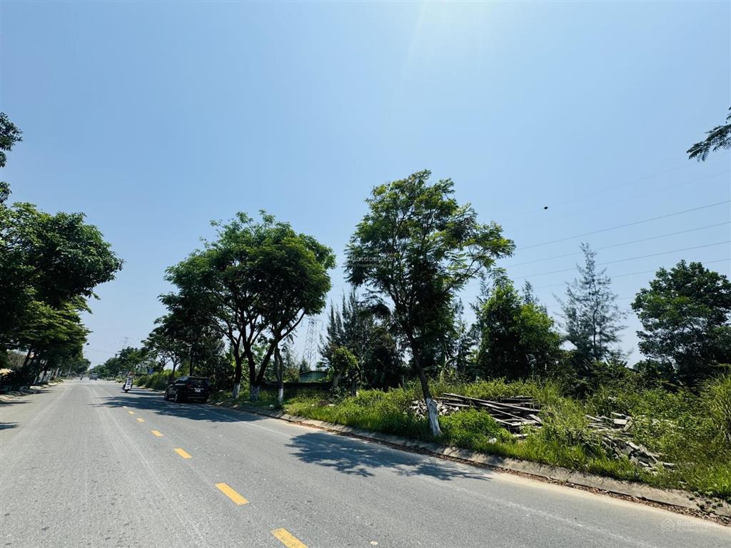 Bán lô đường 10.5m trần tử bình  hòa xuân view công viên