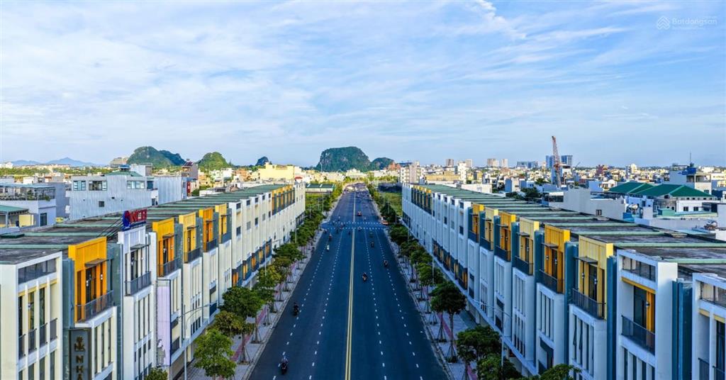 Bán căn hộ sân vườn studio view sông hàn biển mỹ khê dự án fours tower sungroup đà nẵng  ms loan
