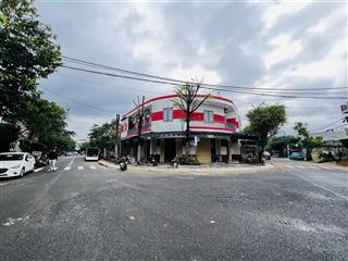 Bán nhà góc 2mt đường phan văn đạt và bàu vàng 1 có 8 căn hộ fulll nội thất, sẵn dòng tiền