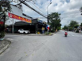 Bán lô đất biển góc 2 mặt tiền đường nguyễn chánh đi thẳng ra bãi tắm biển, dt 444m2 mt dài 25 mét