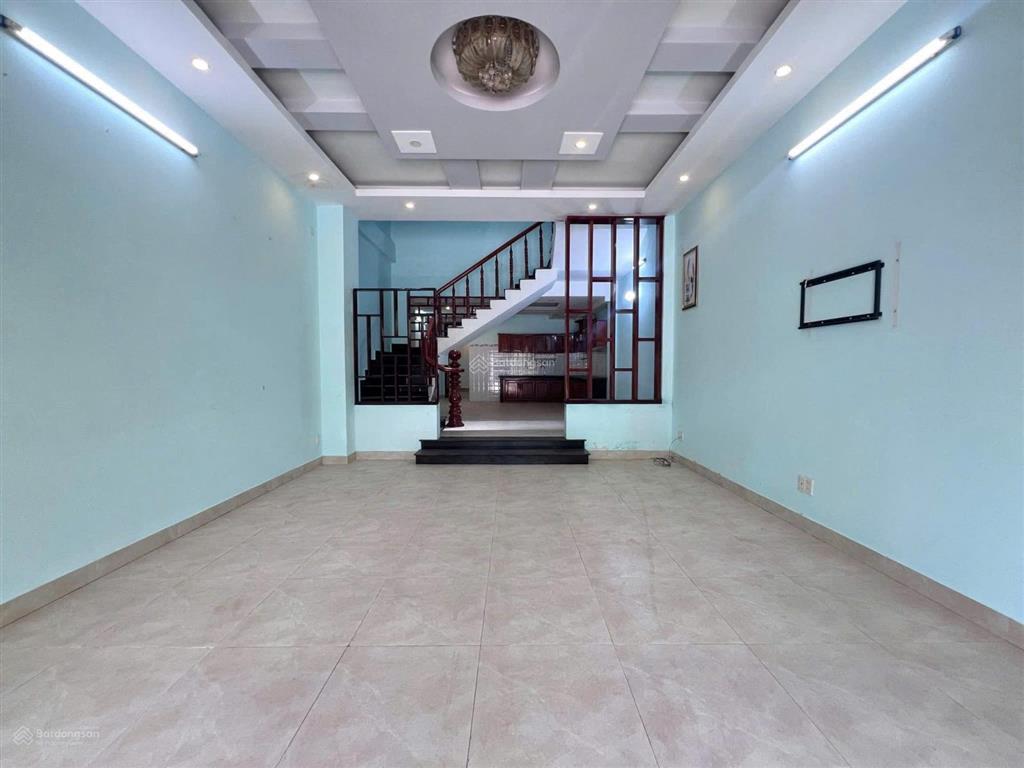Bán nhà 3 tầng kiên cố mt đường xuân thiều 7, thông biển, cách bãi tắm biển chỉ 150m.  0901 949 ***